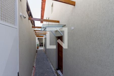 Casa à venda com 160m², 3 quartos e 2 vagas Casa à venda com 160m², 3 quartos e 2 vagasCorredor Lateral