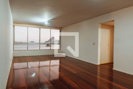 Sala de apartamento para alugar com 3 quartos, 190m² em Ingá, Niterói