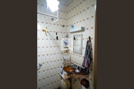 Casa à venda com 200m², 3 quartos e 4 vagas Casa à venda com 200m², 3 quartos e 4 vagasBanheiro de Serviço