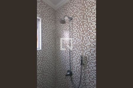 Casa à venda com 156m², 2 quartos e 2 vagasBanheiro