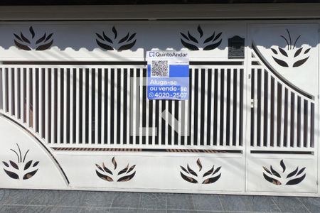 Casa à venda com 156m², 2 quartos e 2 vagasPlaca