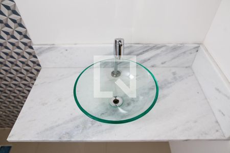 Apartamento à venda com 69m², 3 quartos e 2 vagasBanheiro da Suite