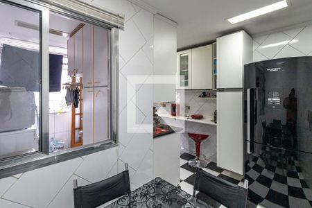 Apartamento à venda com 100m², 2 quartos e 1 vagaCozinha