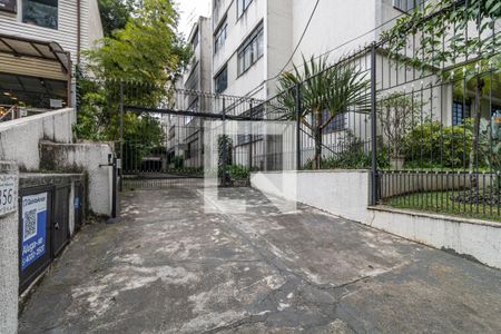 Apartamento à venda com 100m², 2 quartos e 1 vagaFachada e portaria