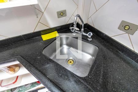 Apartamento à venda com 100m², 2 quartos e 1 vagaCozinha - Torneira