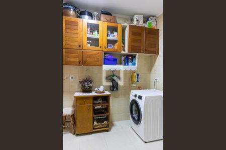 Casa à venda com 370m², 3 quartos e 4 vagas Casa à venda com 370m², 3 quartos e 4 vagasÁrea de serviço