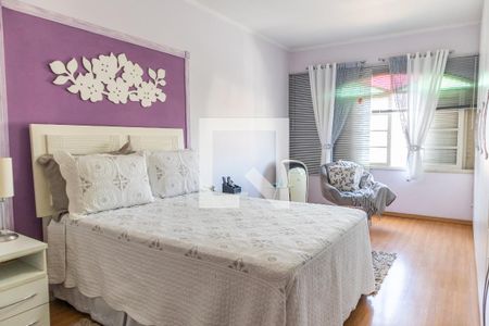 Casa à venda com 370m², 3 quartos e 4 vagas Casa à venda com 370m², 3 quartos e 4 vagasSuíte