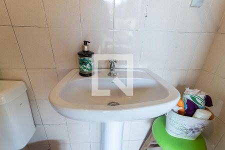 Casa à venda com 279m², 4 quartos e 4 vagasBanheiro do salão