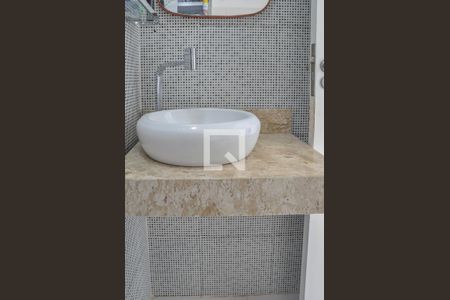 Apartamento à venda com 80m², 3 quartos e sem vagaBanheiro