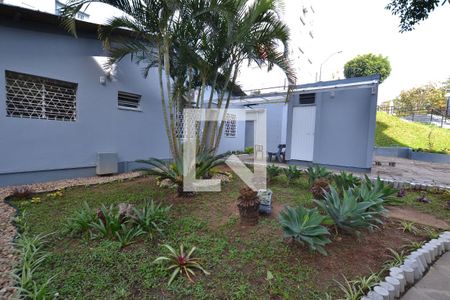 Apartamento à venda com 60m², 2 quartos e sem vagaÁrea comum