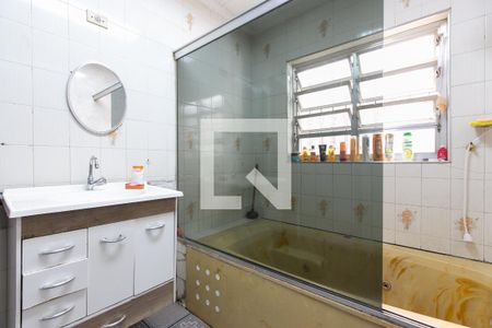Casa à venda com 760m², 4 quartos e 2 vagas Casa à venda com 760m², 4 quartos e 2 vagasBanheiro