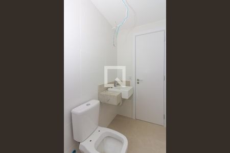 Apartamento à venda com 73m², 2 quartos e 2 vagasBanheiro da Suíte