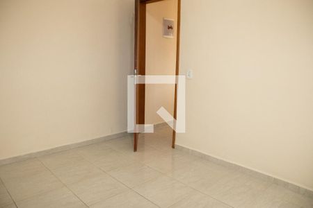 Quarto  de casa para alugar com 1 quarto, 50m² em Vila Nivi, São Paulo