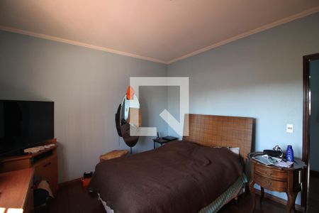 Casa à venda com 190m², 3 quartos e 3 vagasQuarto 3 - Suíte