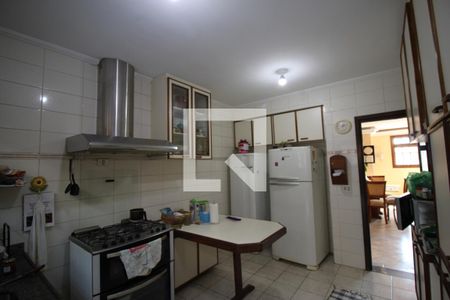 Casa à venda com 190m², 3 quartos e 3 vagasCozinha