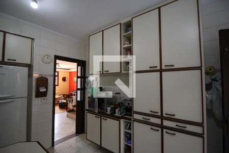 Casa à venda com 190m², 3 quartos e 3 vagasCozinha - Armários