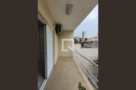 Casa à venda com 179m², 3 quartos e 4 vagas Casa à venda com 179m², 3 quartos e 4 vagasvaranda Suíte