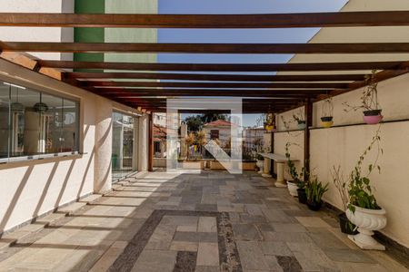 Studio à venda com 76m², 2 quartos e 1 vaga Studio à venda com 76m², 2 quartos e 1 vagaÁrea Comum