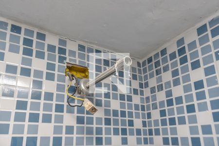 Banheiro de kitnet/studio para alugar com 1 quarto, 33m² em Centro Histórico de São Paulo, São Paulo