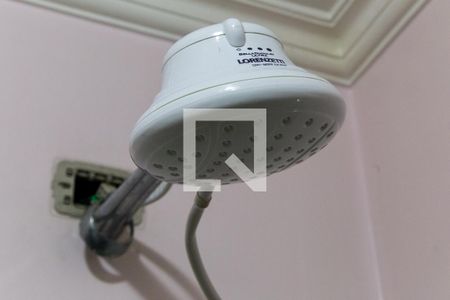 Casa à venda com 600m², 4 quartos e 6 vagas Casa à venda com 600m², 4 quartos e 6 vagasBanheiro da Suíte - Chuveiro