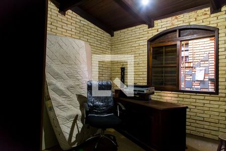 Casa à venda com 600m², 4 quartos e 6 vagas Casa à venda com 600m², 4 quartos e 6 vagasQuarto 2