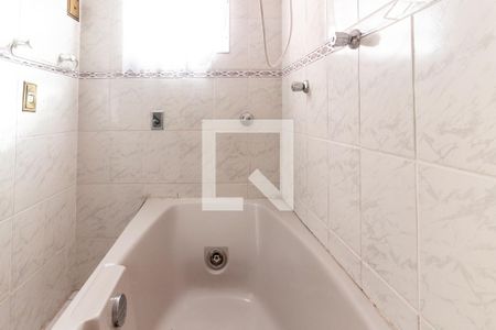Casa à venda com 162m², 3 quartos e 2 vagas Casa à venda com 162m², 3 quartos e 2 vagasBanheiro da Suíte