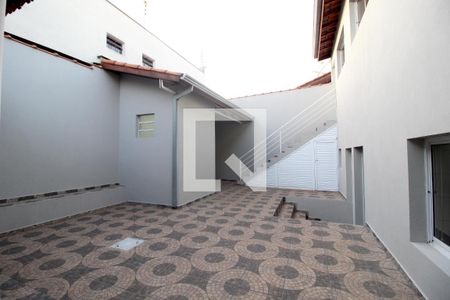 Casa para alugar com 191m², 6 quartos e 4 vagasQuintal
