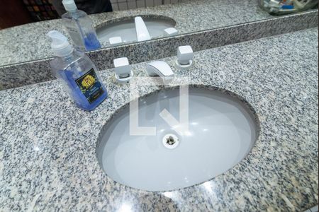 Apartamento à venda com 155m², 4 quartos e 1 vaga Apartamento à venda com 155m², 4 quartos e 1 vagaBanheiro da Suíte