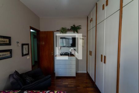 Apartamento à venda com 155m², 4 quartos e 1 vaga Apartamento à venda com 155m², 4 quartos e 1 vagaQuarto 2