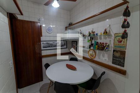 Apartamento à venda com 155m², 4 quartos e 1 vaga Apartamento à venda com 155m², 4 quartos e 1 vagaCozinha
