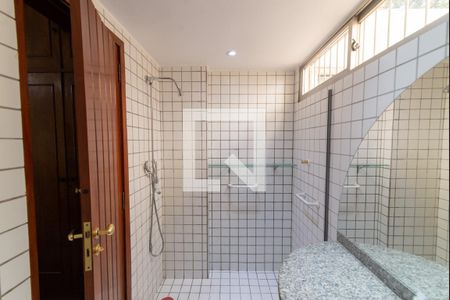 Apartamento à venda com 155m², 4 quartos e 1 vaga Apartamento à venda com 155m², 4 quartos e 1 vagaBanheiro da Suíte