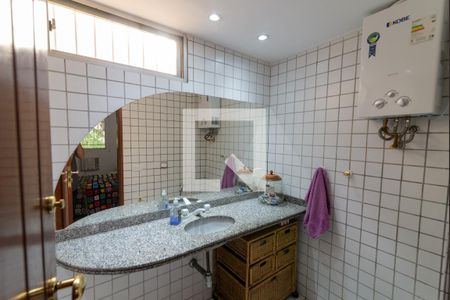 Apartamento à venda com 155m², 4 quartos e 1 vaga Apartamento à venda com 155m², 4 quartos e 1 vagaBanheiro da Suíte