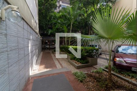 Apartamento à venda com 155m², 4 quartos e 1 vaga Apartamento à venda com 155m², 4 quartos e 1 vagaHall de Entrada