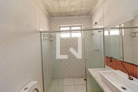 Banheiro Suíte de casa para alugar com 3 quartos, 240m² em Jardim Avelino, São Paulo