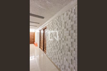 Casa à venda com 300m², 3 quartos e 2 vagas Casa à venda com 300m², 3 quartos e 2 vagasCorredor