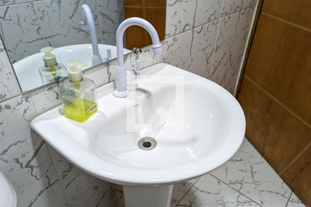 Casa à venda com 300m², 3 quartos e 2 vagas Casa à venda com 300m², 3 quartos e 2 vagasBanheiro