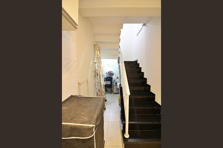 Casa à venda com 274m², 3 quartos e 8 vagasLavanderia 2