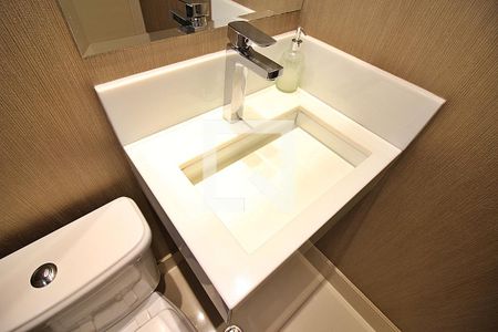 Casa à venda com 274m², 3 quartos e 8 vagasLavabo