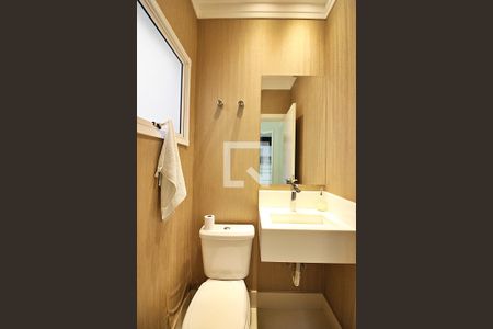 Casa à venda com 274m², 3 quartos e 8 vagasLavabo