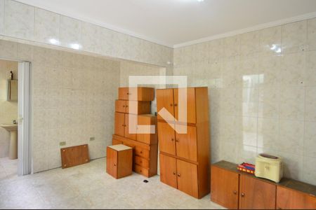 Casa à venda com 136m², 2 quartos e 2 vagasQuarto de Serviço