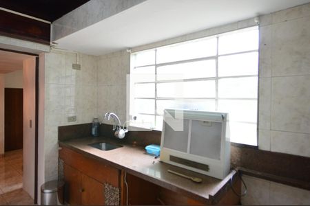 Casa à venda com 136m², 2 quartos e 2 vagasCozinha