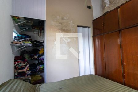 Casa à venda com 120m², 5 quartos e 5 vagas Casa à venda com 120m², 5 quartos e 5 vagasSuíte