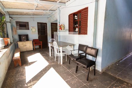 Casa à venda com 120m², 5 quartos e 5 vagas Casa à venda com 120m², 5 quartos e 5 vagasÁrea de Serviço