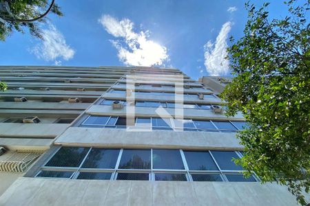 Apartamento à venda com 140m², 2 quartos e 1 vagaFachada