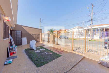 Casa à venda com 600m², 3 quartos e 5 vagasQuintal