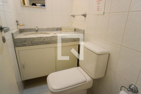 Apartamento à venda com 125m², 3 quartos e 1 vaga Apartamento à venda com 125m², 3 quartos e 1 vagaLavabo