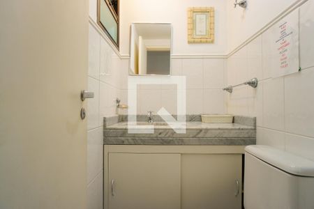 Apartamento à venda com 125m², 3 quartos e 1 vaga Apartamento à venda com 125m², 3 quartos e 1 vagaLavabo