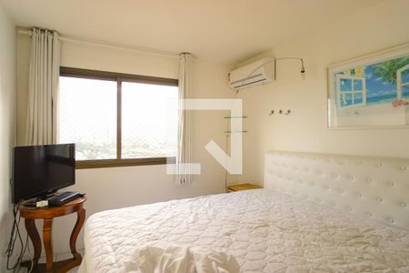 Apartamento à venda com 125m², 3 quartos e 1 vaga Apartamento à venda com 125m², 3 quartos e 1 vagaSuíte