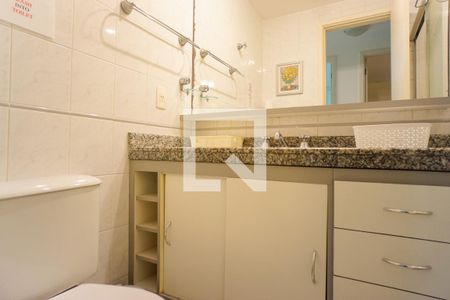 Apartamento à venda com 125m², 3 quartos e 1 vaga Apartamento à venda com 125m², 3 quartos e 1 vagaBanheiro Social