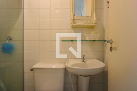 Apartamento à venda com 125m², 3 quartos e 1 vaga Apartamento à venda com 125m², 3 quartos e 1 vagaBanheiro de Serviço